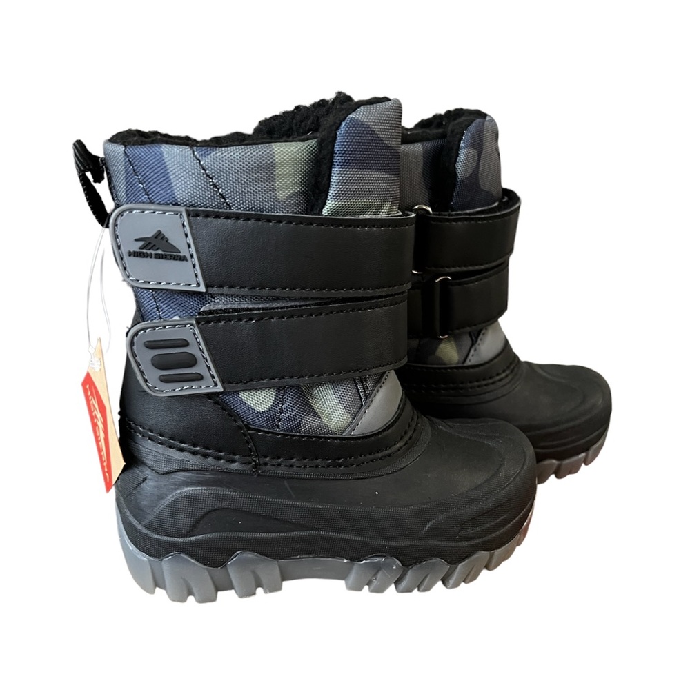 Snow boots High Sierra water resistant sz 9